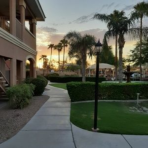 Meet your Posher, Sirena